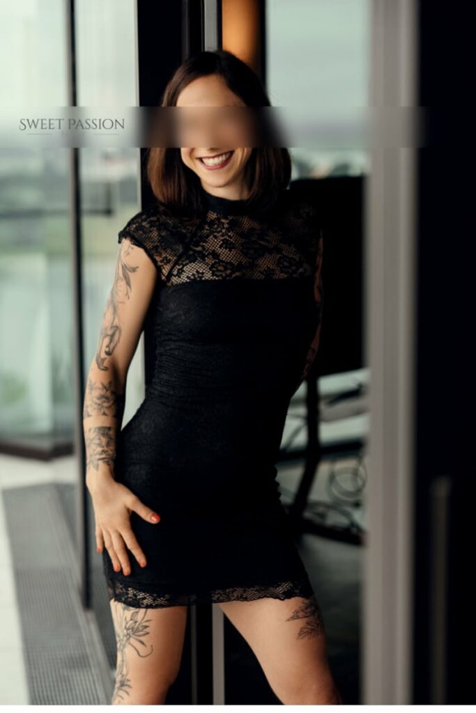 Pia-tatoo-Escort-FFM-7-687×1030-1