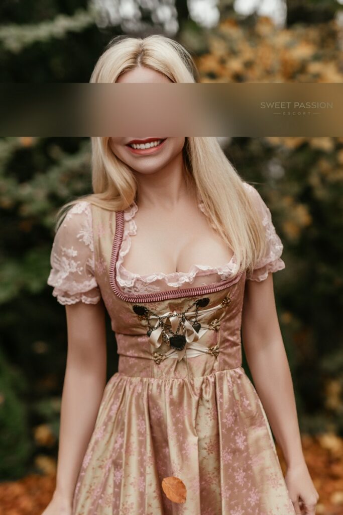 carolin-high-class-escort-muenchen-11
